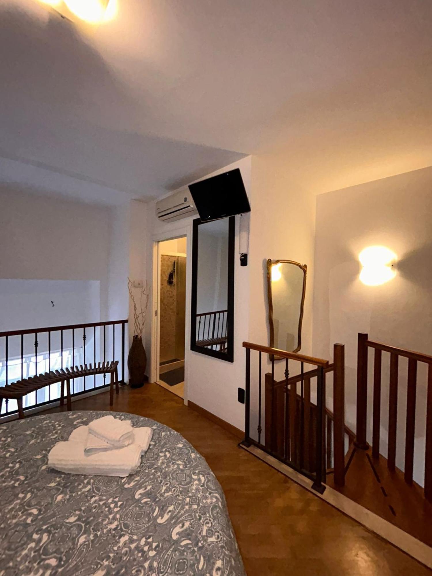 Namaste Luxury Guest House Bari Eksteriør billede